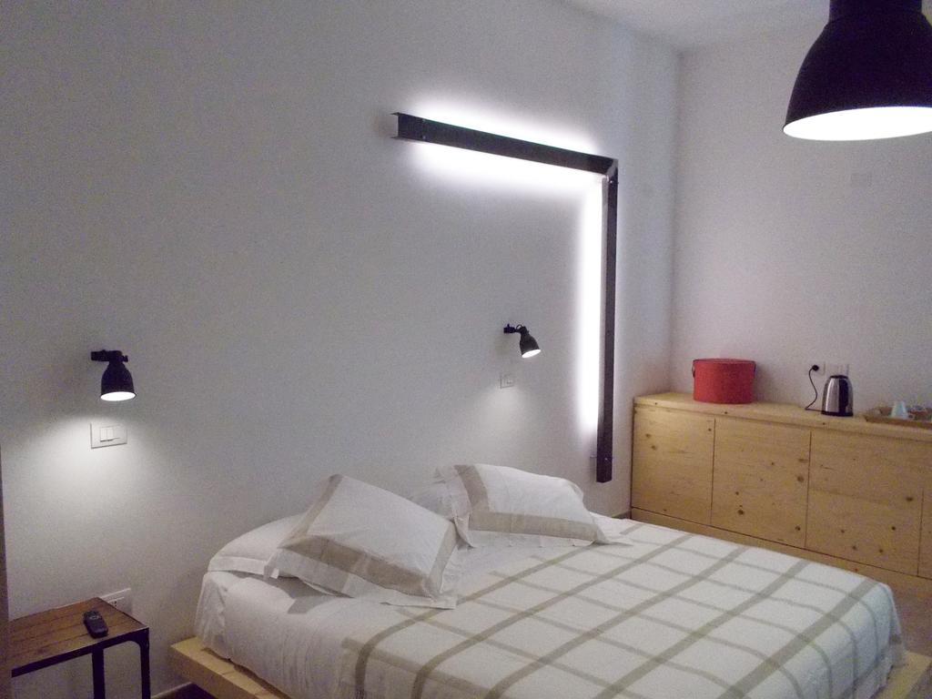 Le Stanze Del Poeta Hotel Salerno Kamer foto