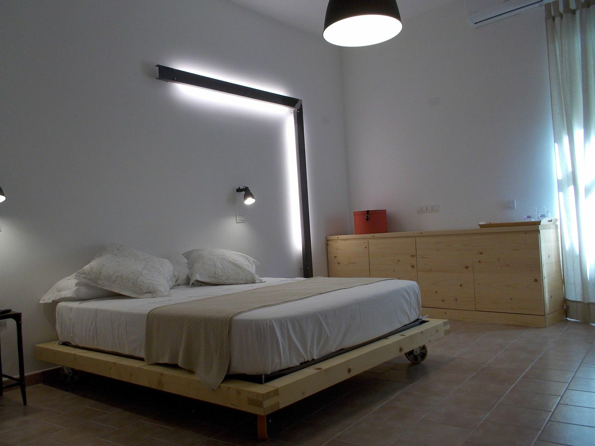 Le Stanze Del Poeta Hotel Salerno Buitenkant foto